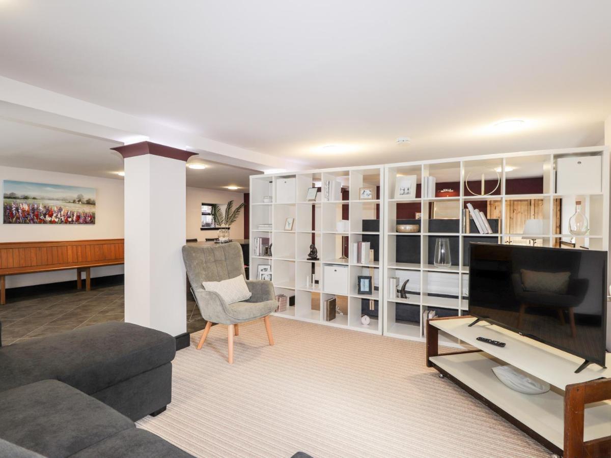 Mary Ann Apartment Инвернесс Экстерьер фото